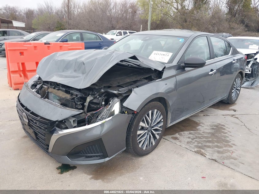 2025 Nissan Altima Sv Fwd