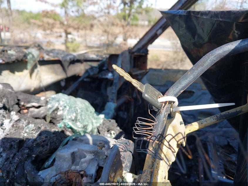 1997 GMC Sierra 1500 Sl Wideside VIN: 1GTEK19RXVE500541 Lot: 44521931