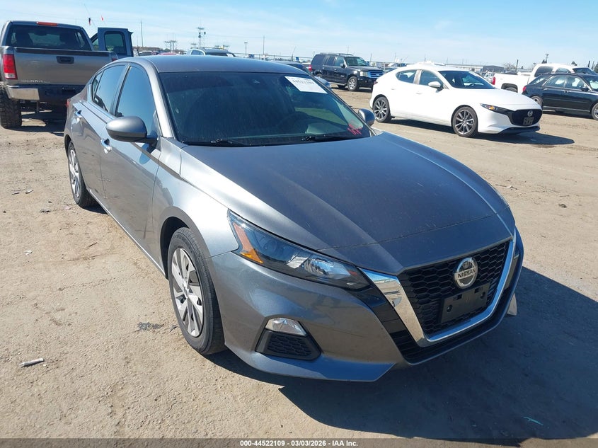 2022 Nissan Altima S Fwd