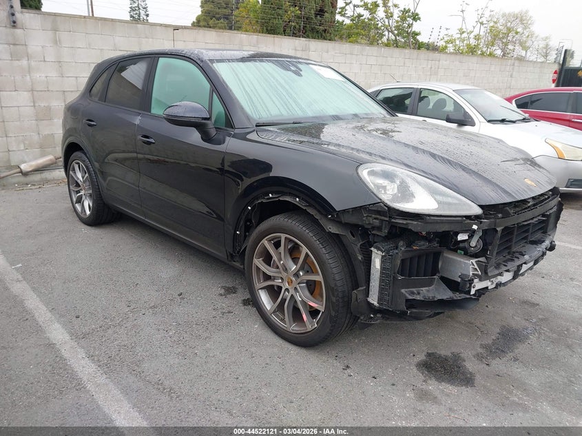 2023 Porsche Cayenne Platinum Edition