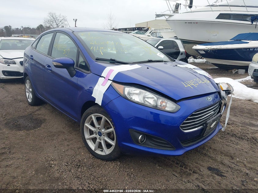 2015 FORD FIESTA SE