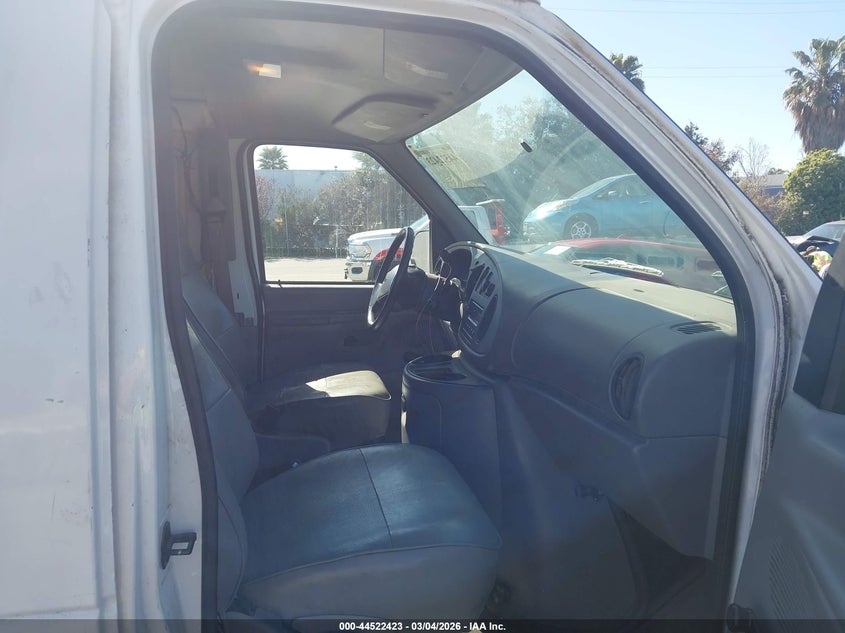 1999 Ford E-150 Commercial/Recreational