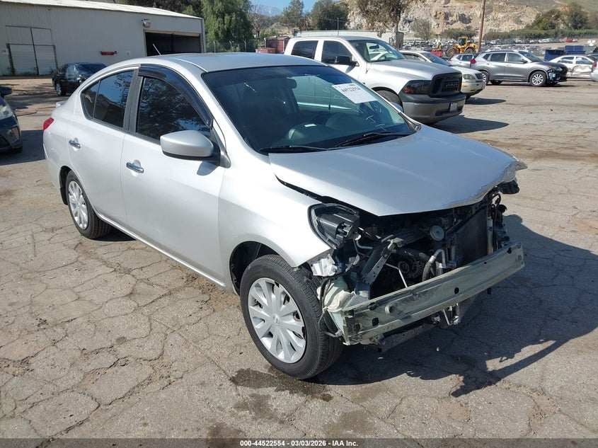 2016 Nissan Versa 1.6 Sv