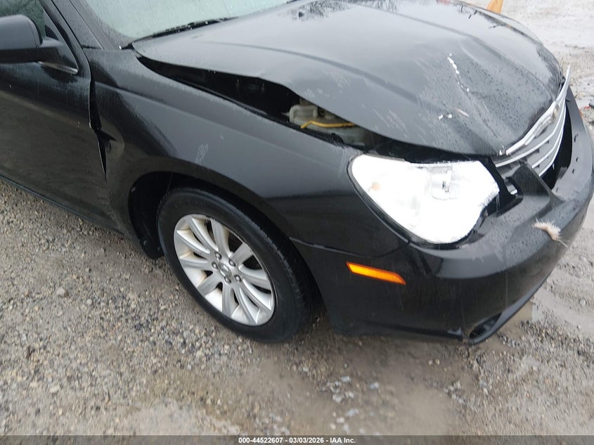 2010 Chrysler Sebring Limited VIN: 1C3CC5FB1AN205328 Lot: 44522607