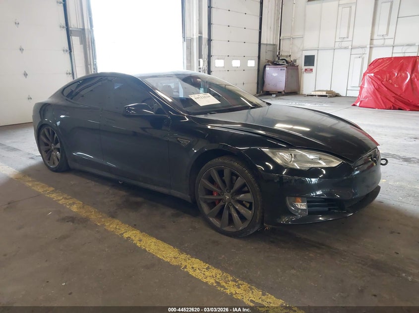2013 Tesla Model S Performance