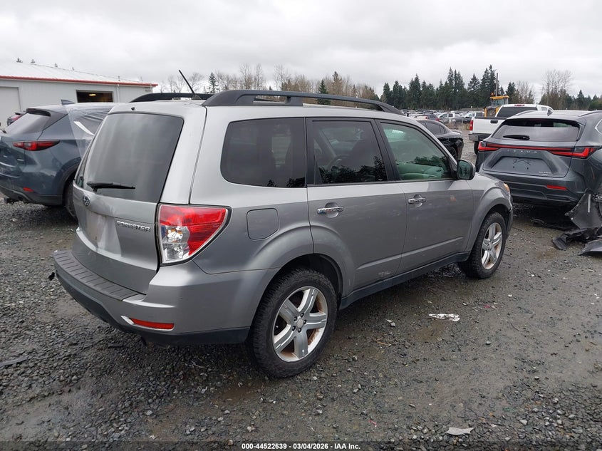 Vin: jf2sh6cc8ah733394, lot: 45019400, subaru forester 2.5x premium 20104