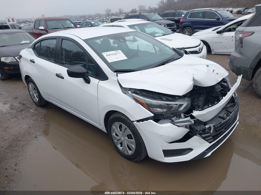 2025 Nissan Versa 1.6 S