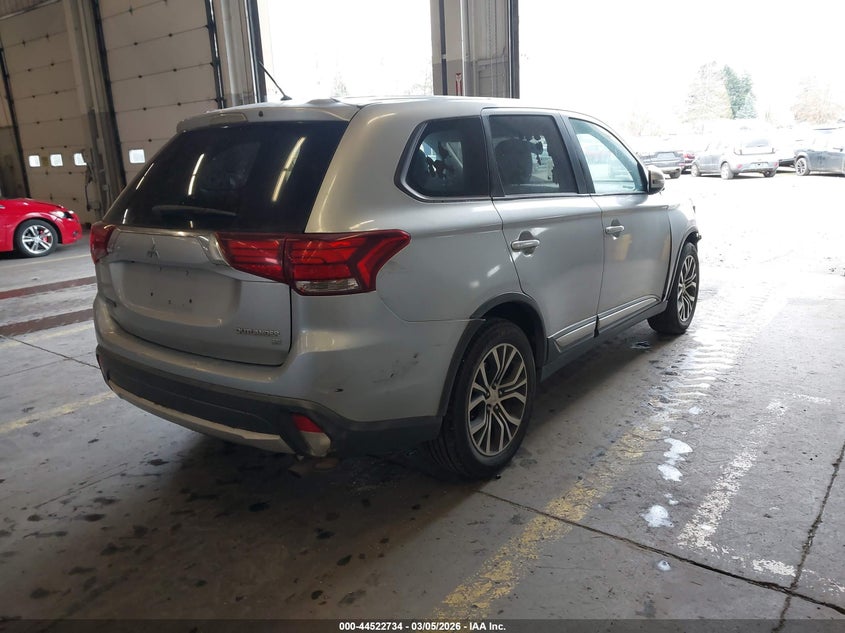 2016 Mitsubishi Outlander Se