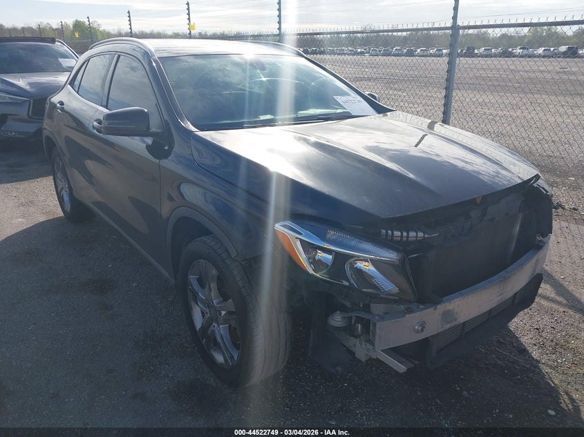 2016 MERCEDES-BENZ GLA 250