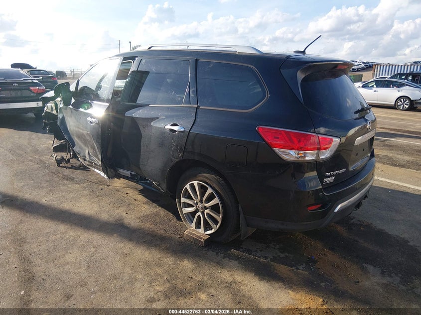 2015 Nissan Pathfinder Platinum/S/Sl/Sv