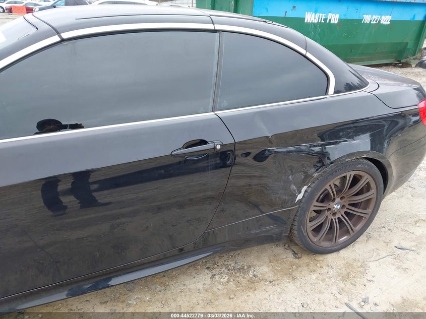 2011 BMW M3 VIN: WBSDX9C5XBE583815 Lot: 44522779