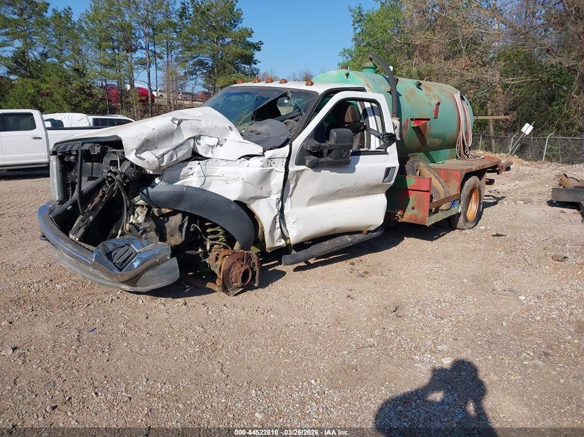 2015 Ford F-550 Chassis Xl