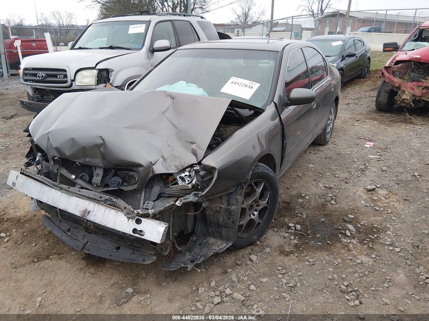 2000 Infiniti I30 Luxury/Touring