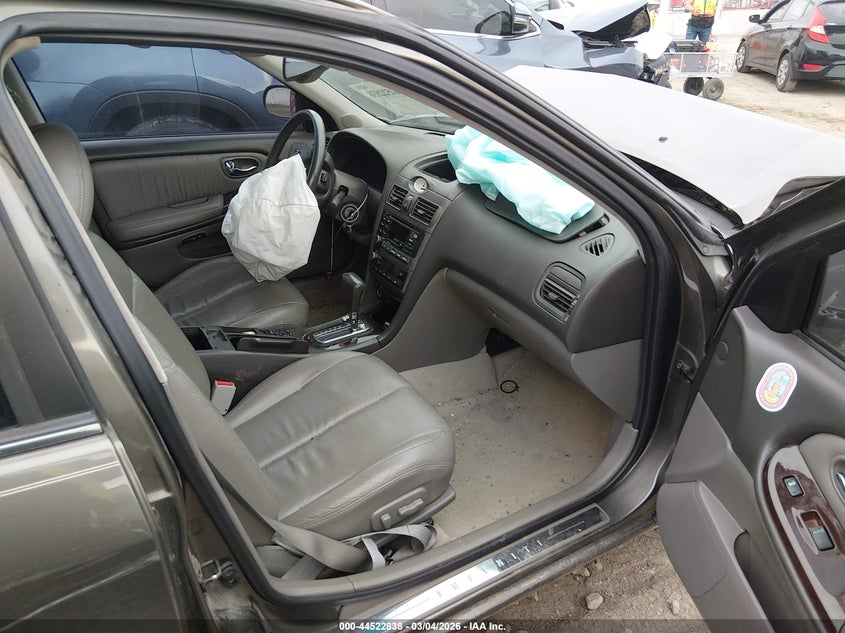 2000 Infiniti I30 Luxury/Touring