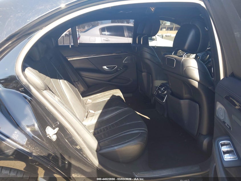 2019 Mercedes-Benz S 560 VIN: WDDUG8DBXKA435568 Lot: 44522856