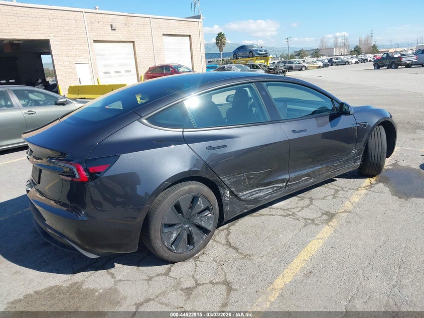 2025 TESLA MODEL 3 auction photo 4