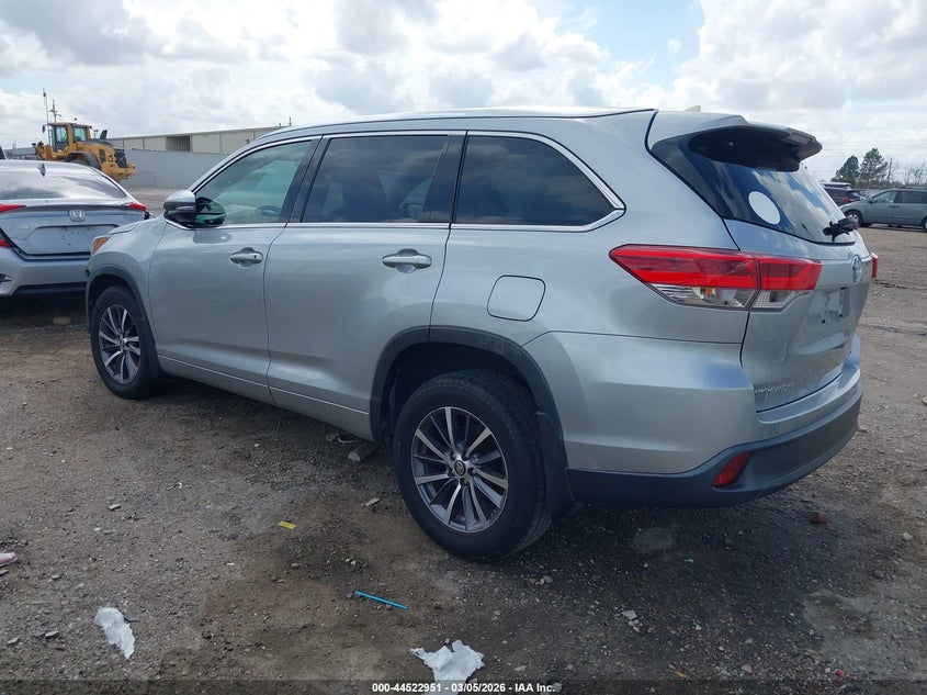 2018 Toyota Highlander Xle