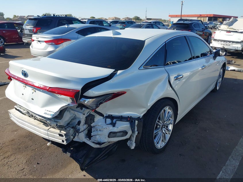 2021 Toyota Avalon Limited Hybrid
