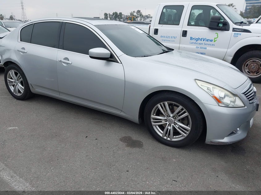 2013 Infiniti G37 Journey
