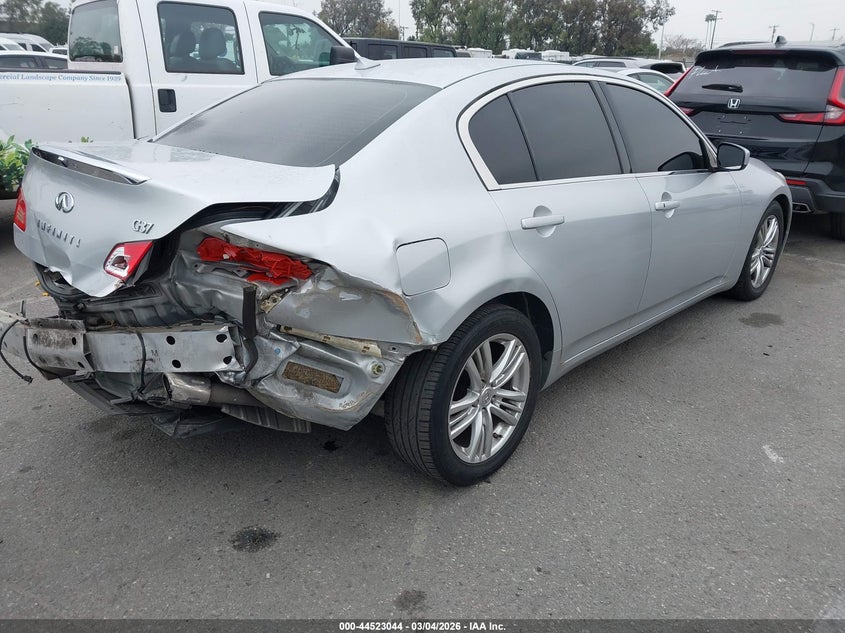 2013 Infiniti G37 Journey