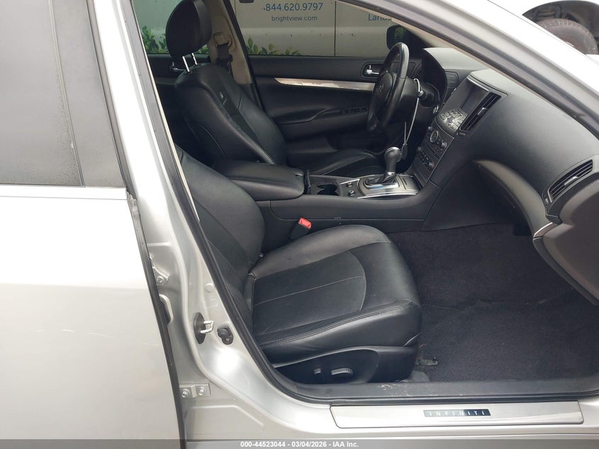 2013 Infiniti G37 Journey