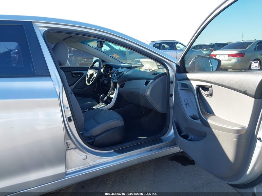 2013 Hyundai Elantra Gls/Limited