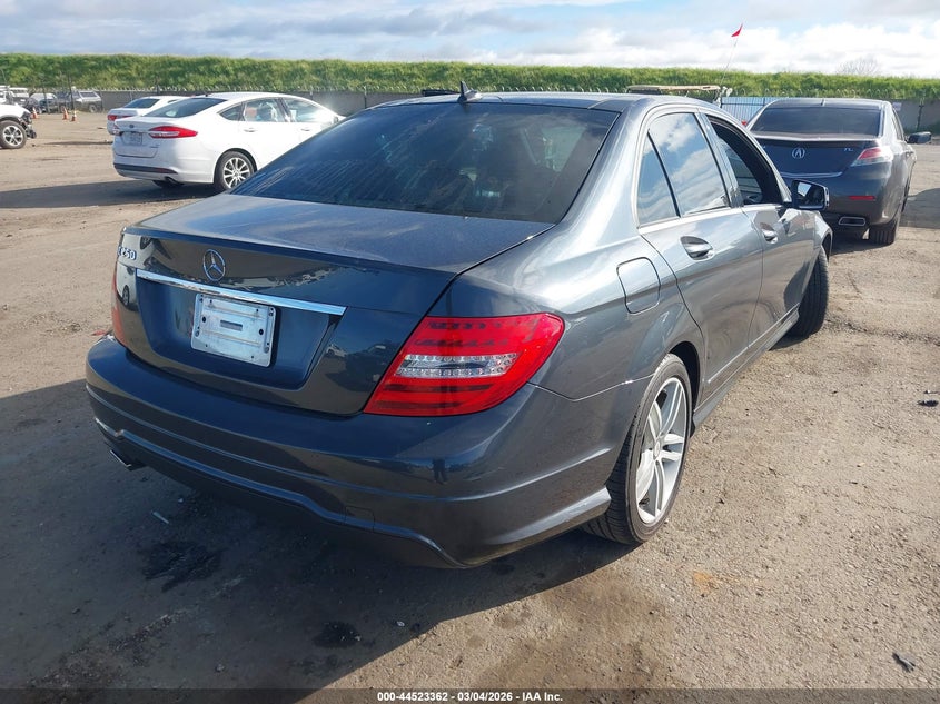 2013 Mercedes-Benz C 250 Sport