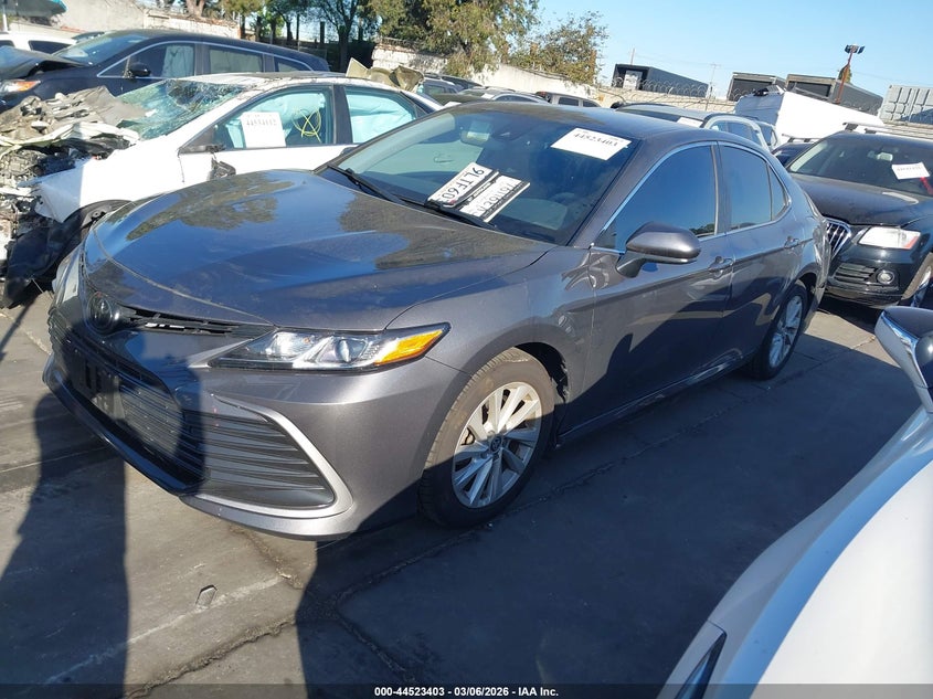2024 Toyota Camry Le