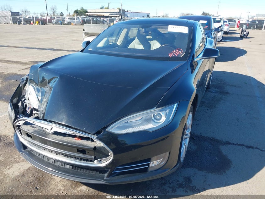 2013 Tesla Model S
