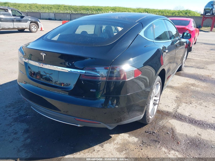 2013 Tesla Model S