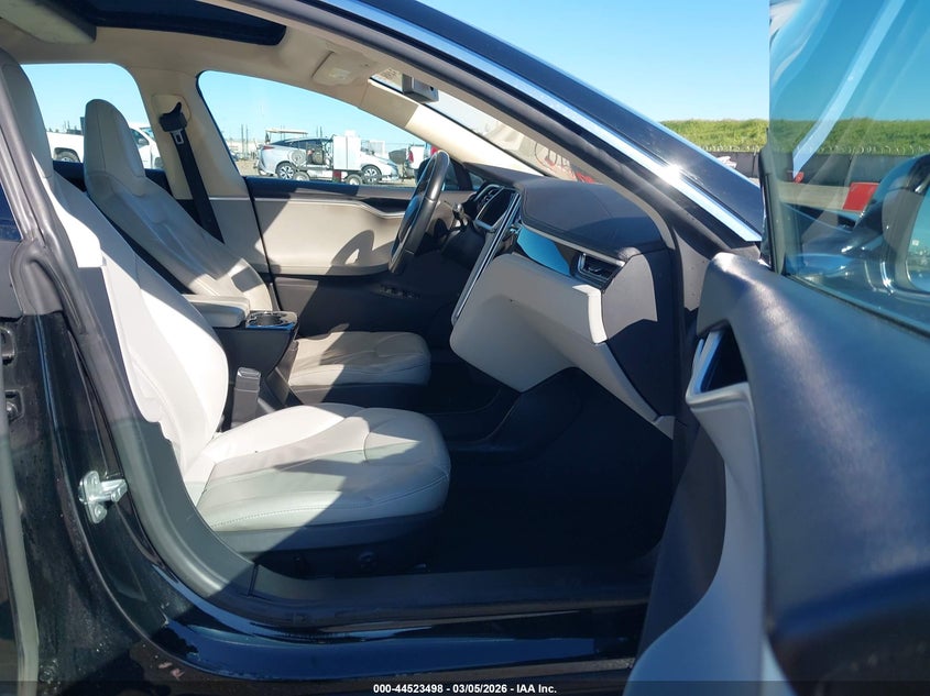 2013 Tesla Model S