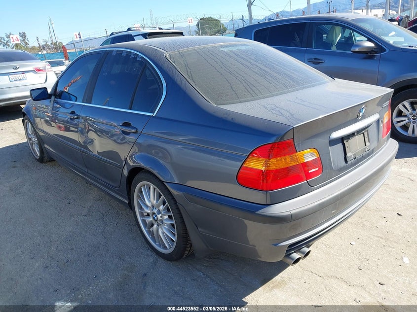 2003 BMW 330I