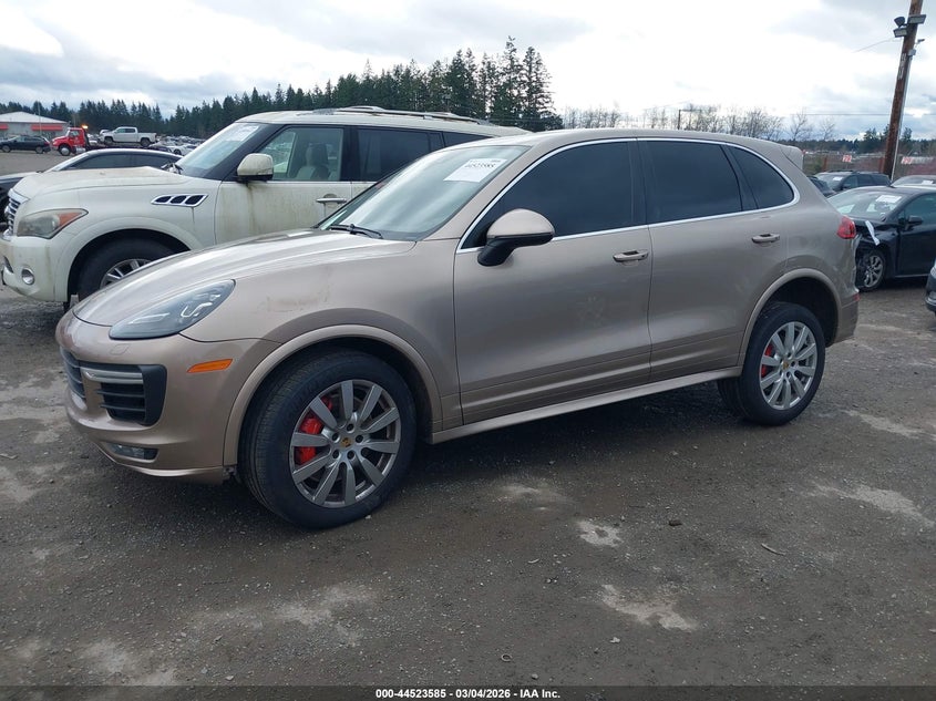 2015 Porsche Cayenne Turbo