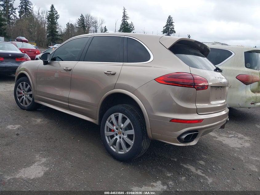 2015 Porsche Cayenne Turbo