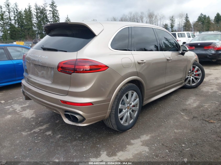2015 Porsche Cayenne Turbo