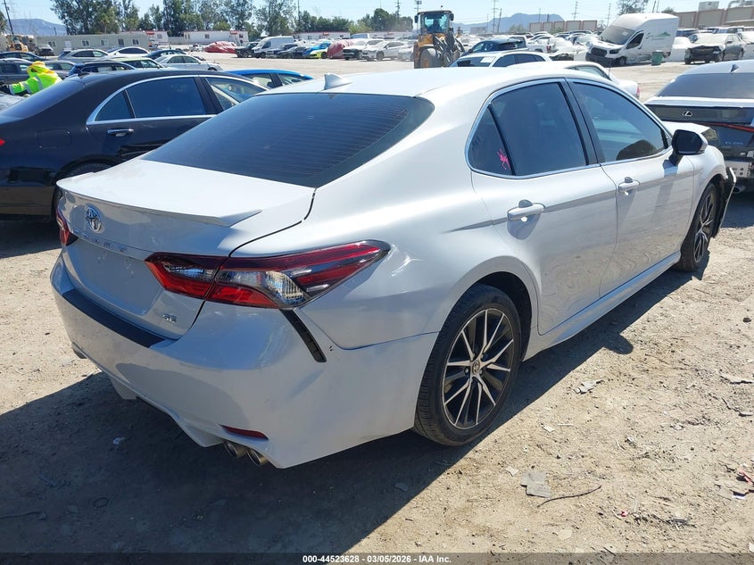 2022 Toyota Camry Se