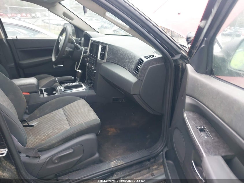 2009 Jeep Grand Cherokee Laredo