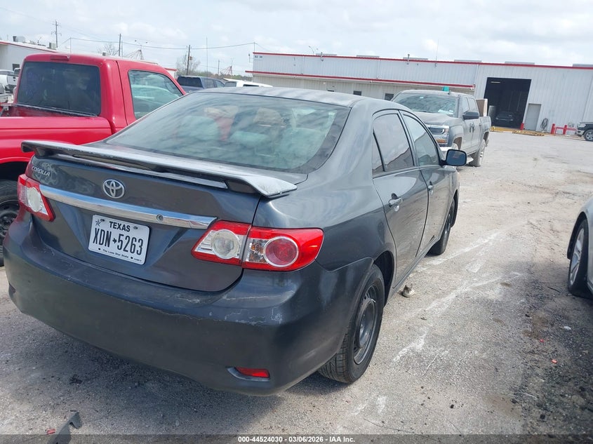 Vin: 2t1bu4ee1cc911103, lot: 45020821, toyota corolla l 20124