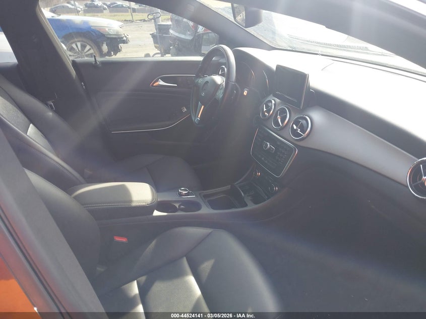 2014 Mercedes-Benz Cla 250