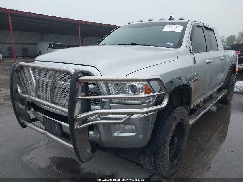 2018 Ram 2500 Laramie  4x4 6'4 Box 3C6UR5NL7JG213622 photo 1