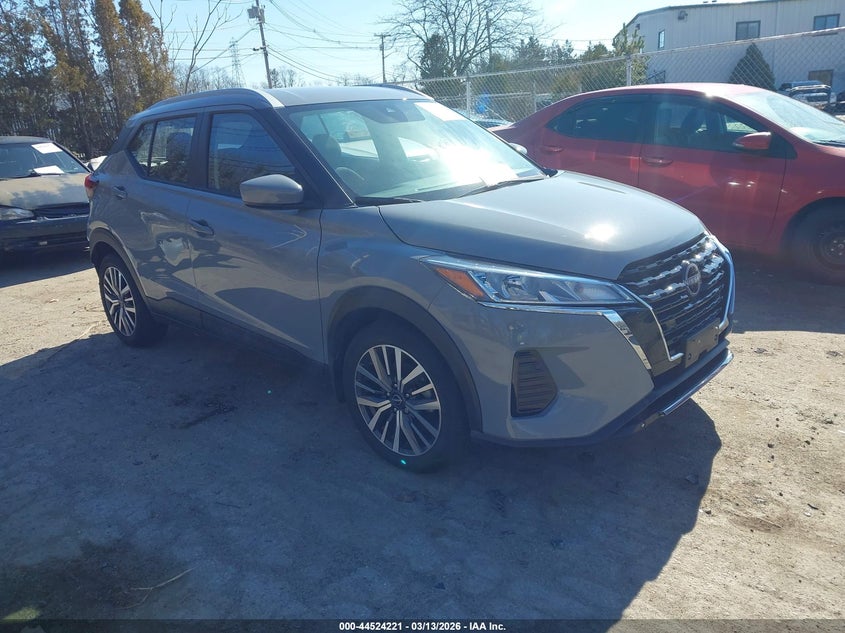 2024 Nissan Kicks Sv Xtronic Cvt