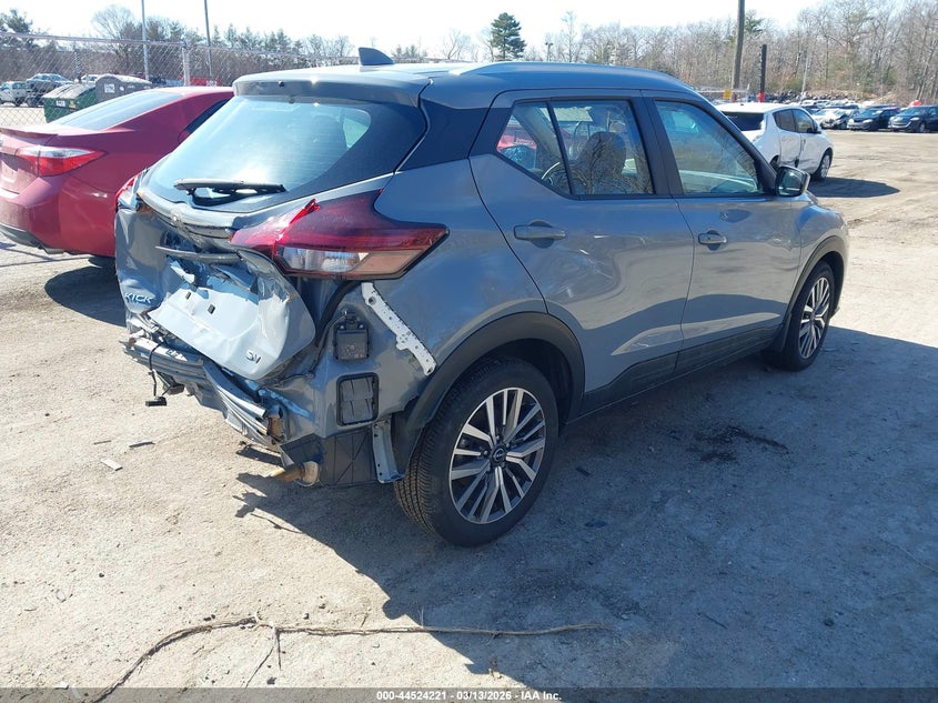 2024 Nissan Kicks Sv Xtronic Cvt