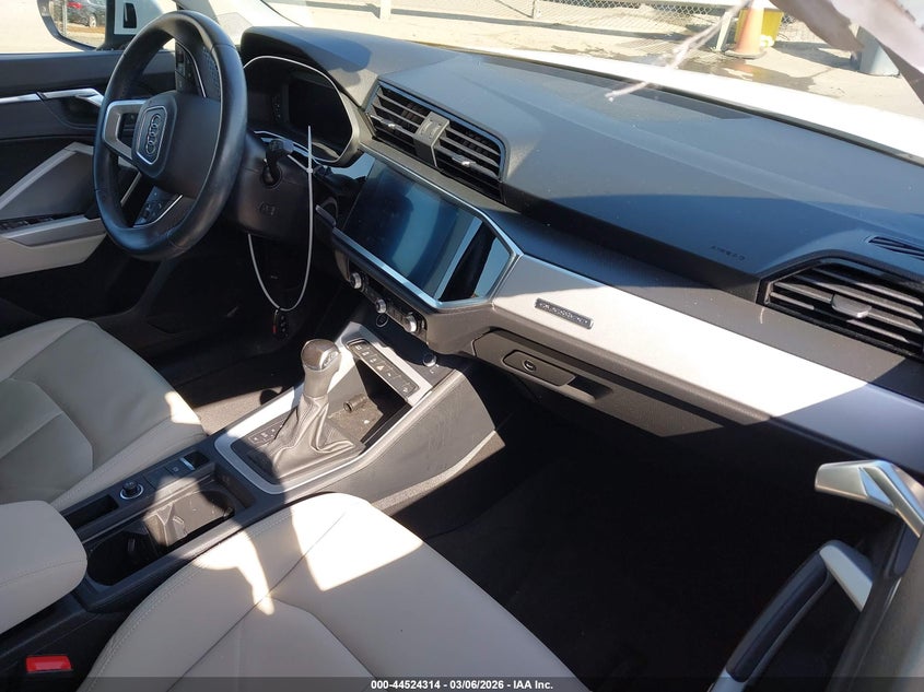 2021 Audi Q3 Premium 40 Tfsi Quattro Tiptronic