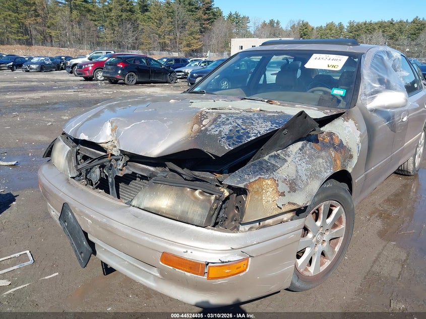 1996 Toyota Avalon Xl/Xls VIN: 4T1BF12BXTU110901 Lot: 44524405