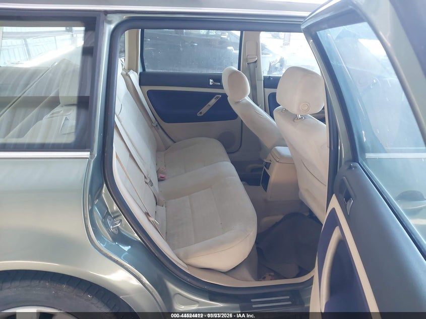 2002 Volkswagen Passat Gls VIN: WVWVD63B82E145464 Lot: 44524412