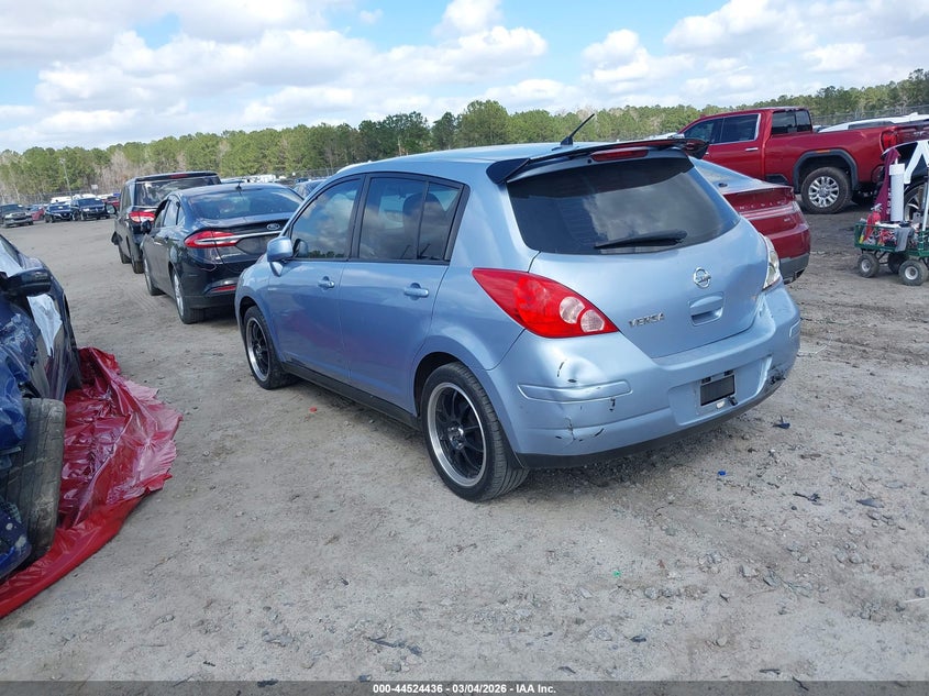 2011 Nissan Versa 1.8S
