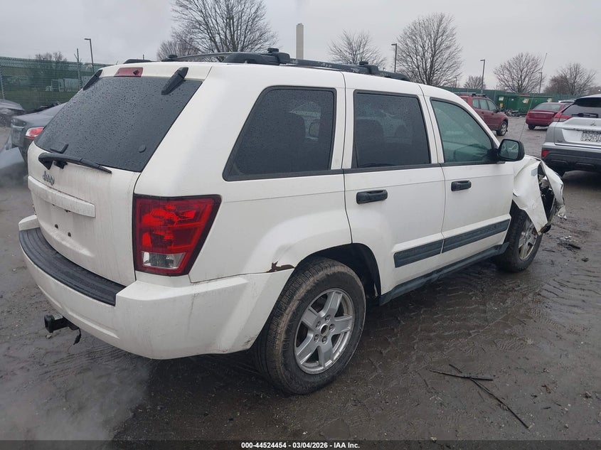 2005 Jeep Grand Cherokee Laredo