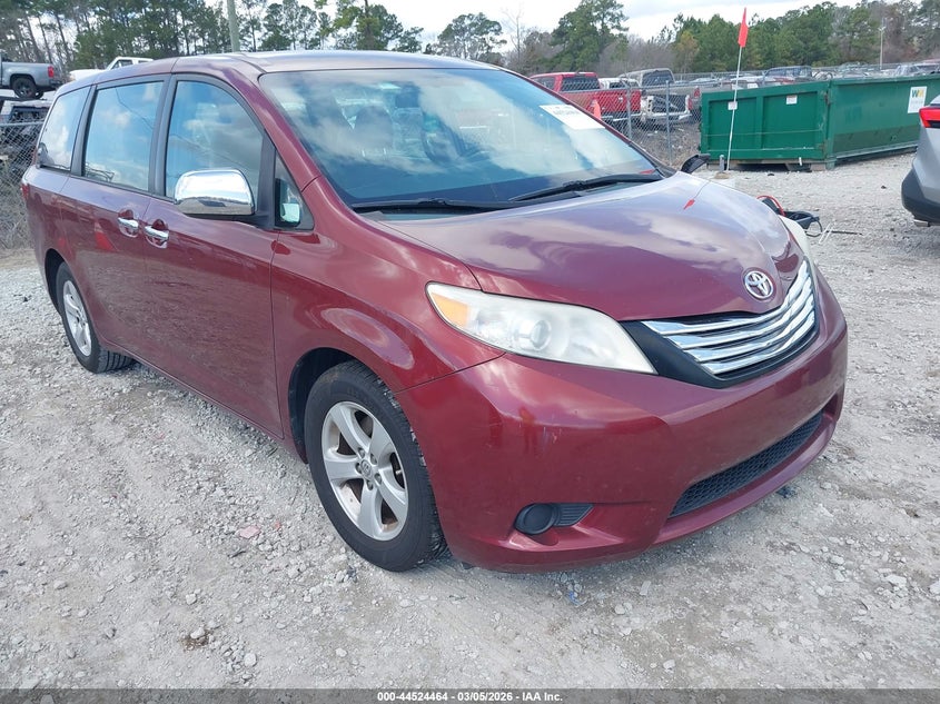 2015 Toyota Sienna L 7 Passenger