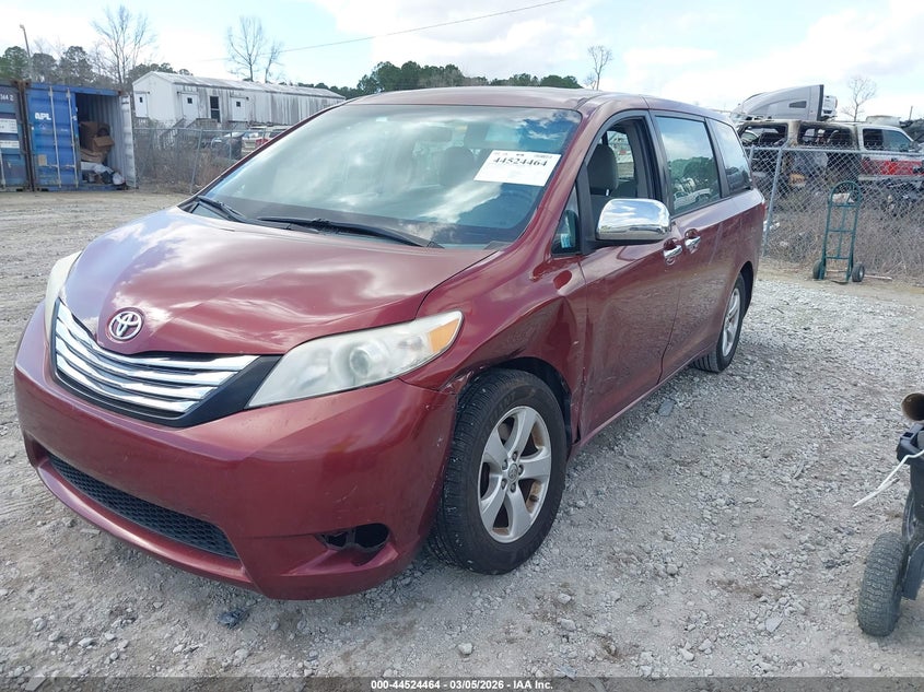 2015 Toyota Sienna L 7 Passenger