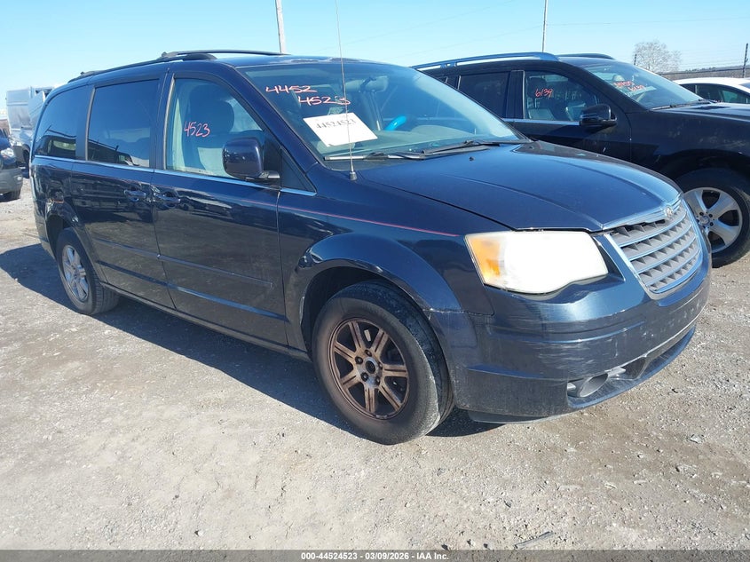 2008 Chrysler Town & Country Touring